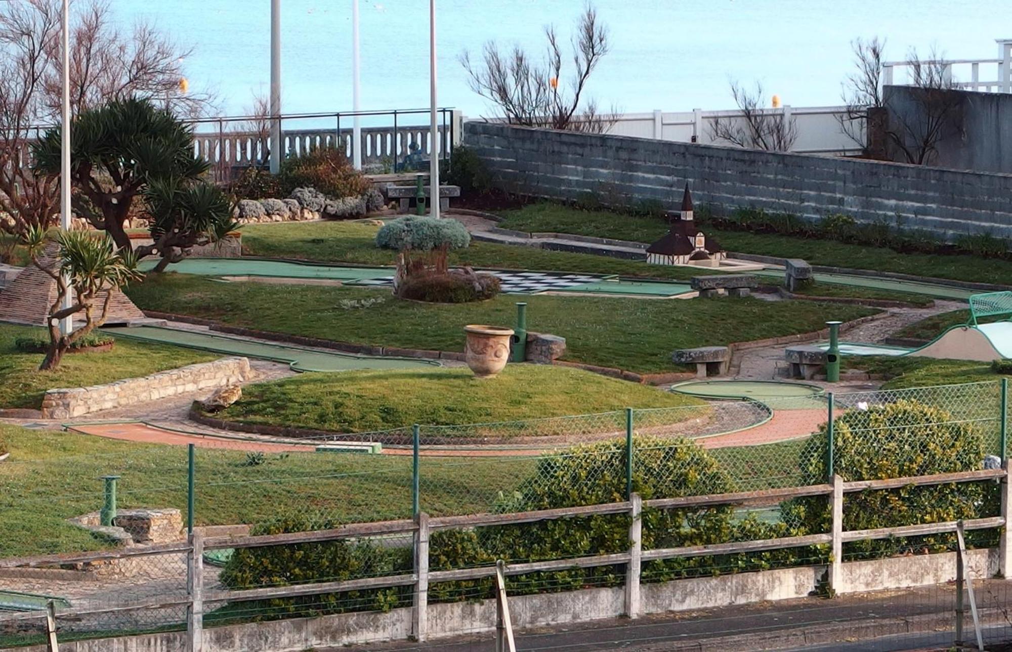 Ravissant Cottage Avec Jardin, Refait A Neuf, 2 A 5 Pers Cabourg Bagian luar foto
